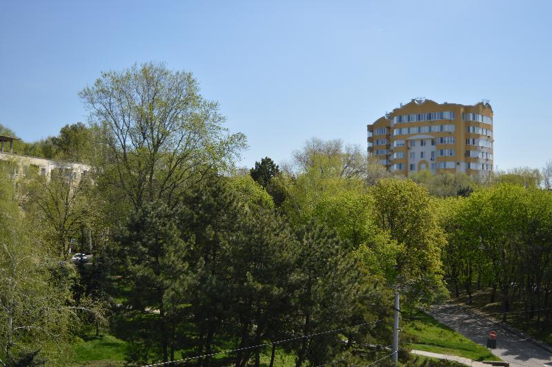 Wine Hotel Chisinau Eksteriør bilde