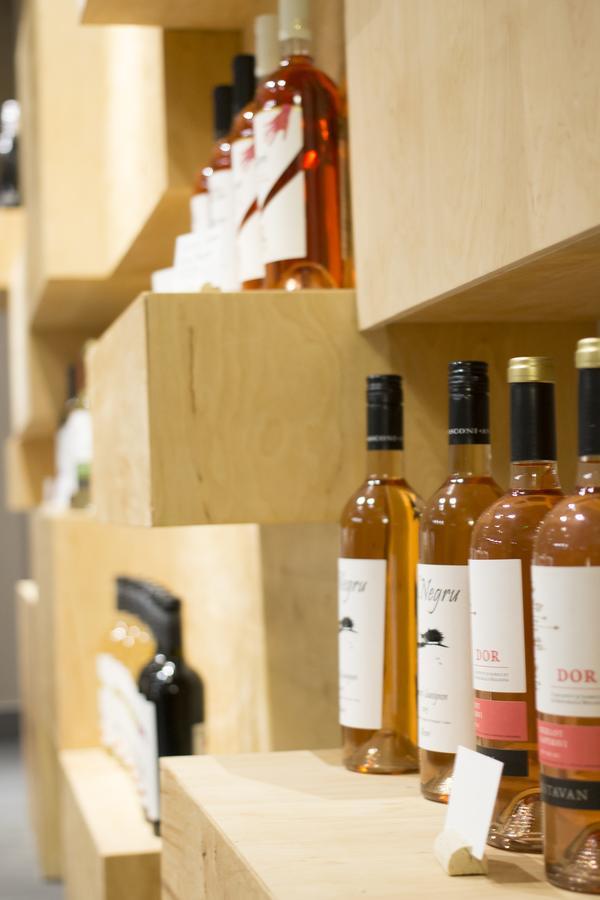 Wine Hotel Chisinau Eksteriør bilde