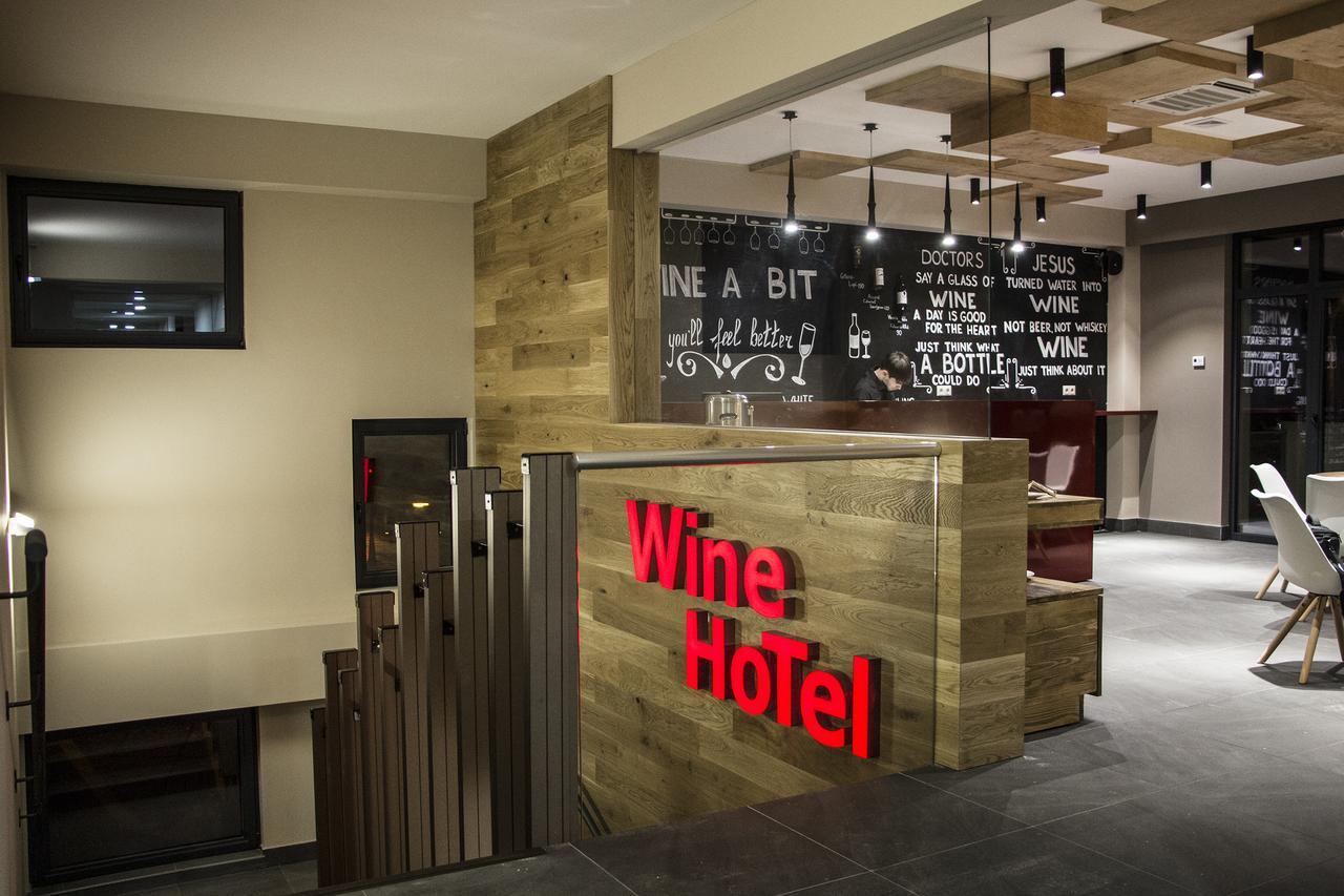 Wine Hotel Chisinau Eksteriør bilde