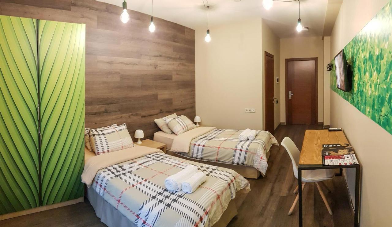 Wine Hotel Chisinau Eksteriør bilde