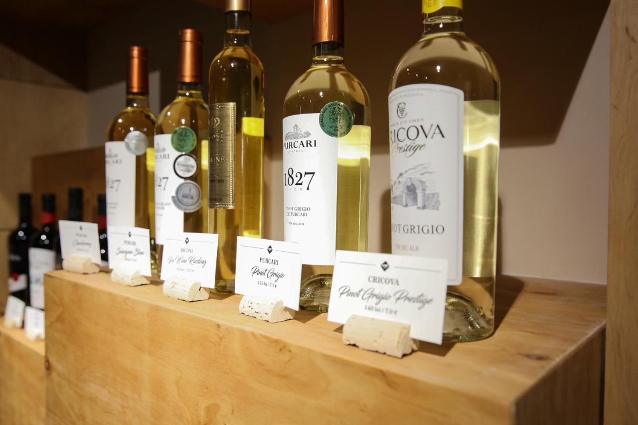 Wine Hotel Chisinau Eksteriør bilde
